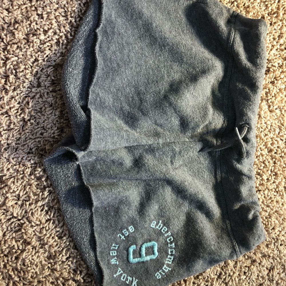 Abercrombie kids shorts